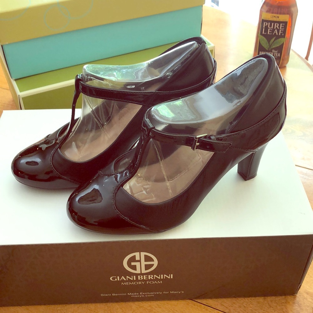 Black scrappy heels
